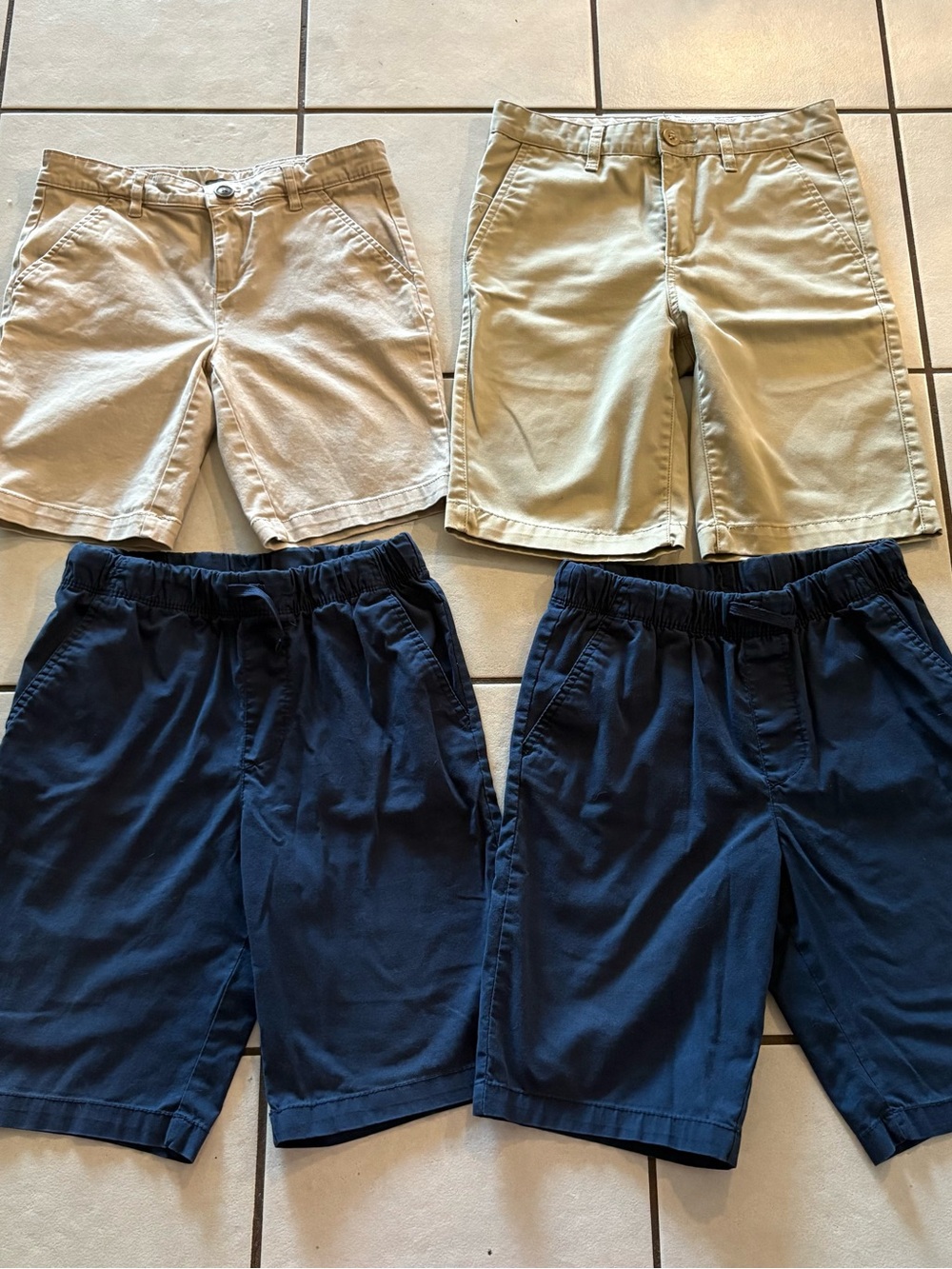 Lot of 4 School Uniform Shorts Boys Size 14-16 Old Navy Wonder Nation RVCA Khaki